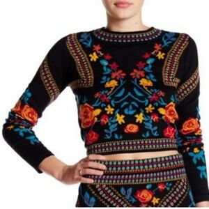 Romeo and Juliet couture cropped floral  sweater size S